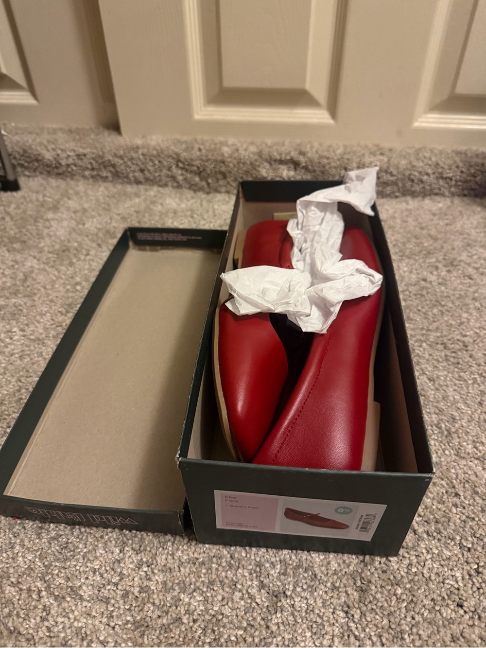 wild fable Red Mary Jane Flat Shoes with Buckle Strap - Picture 2 of 3